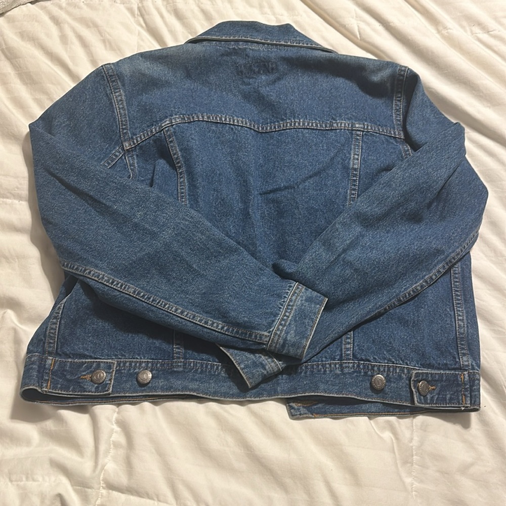 IZOD - Denim Jacket - Medium - Picture 6 of 6